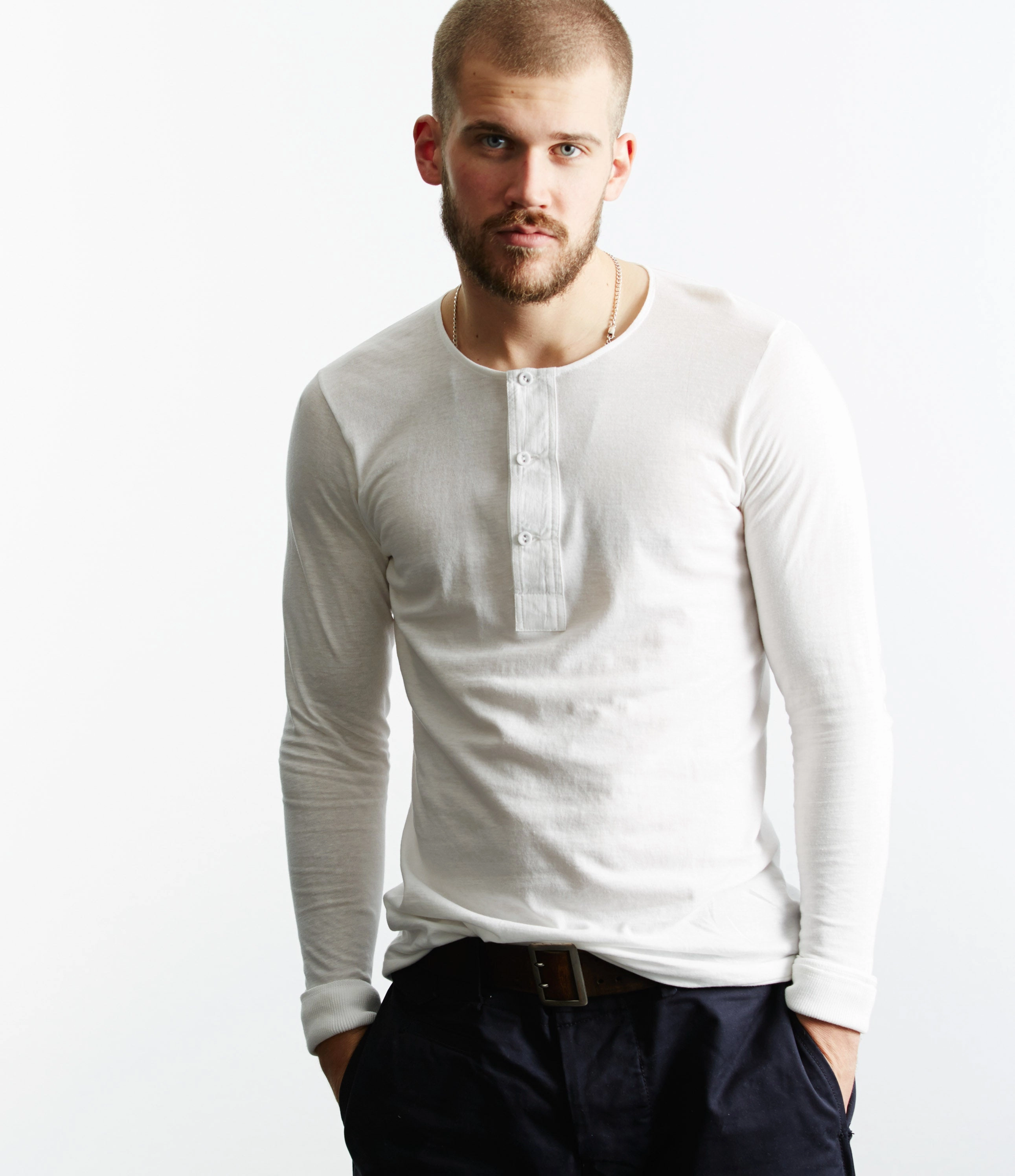 SlimFit safe for skin Merz b. Schwanen 102 Lightweight Long Sleeve Henley - White