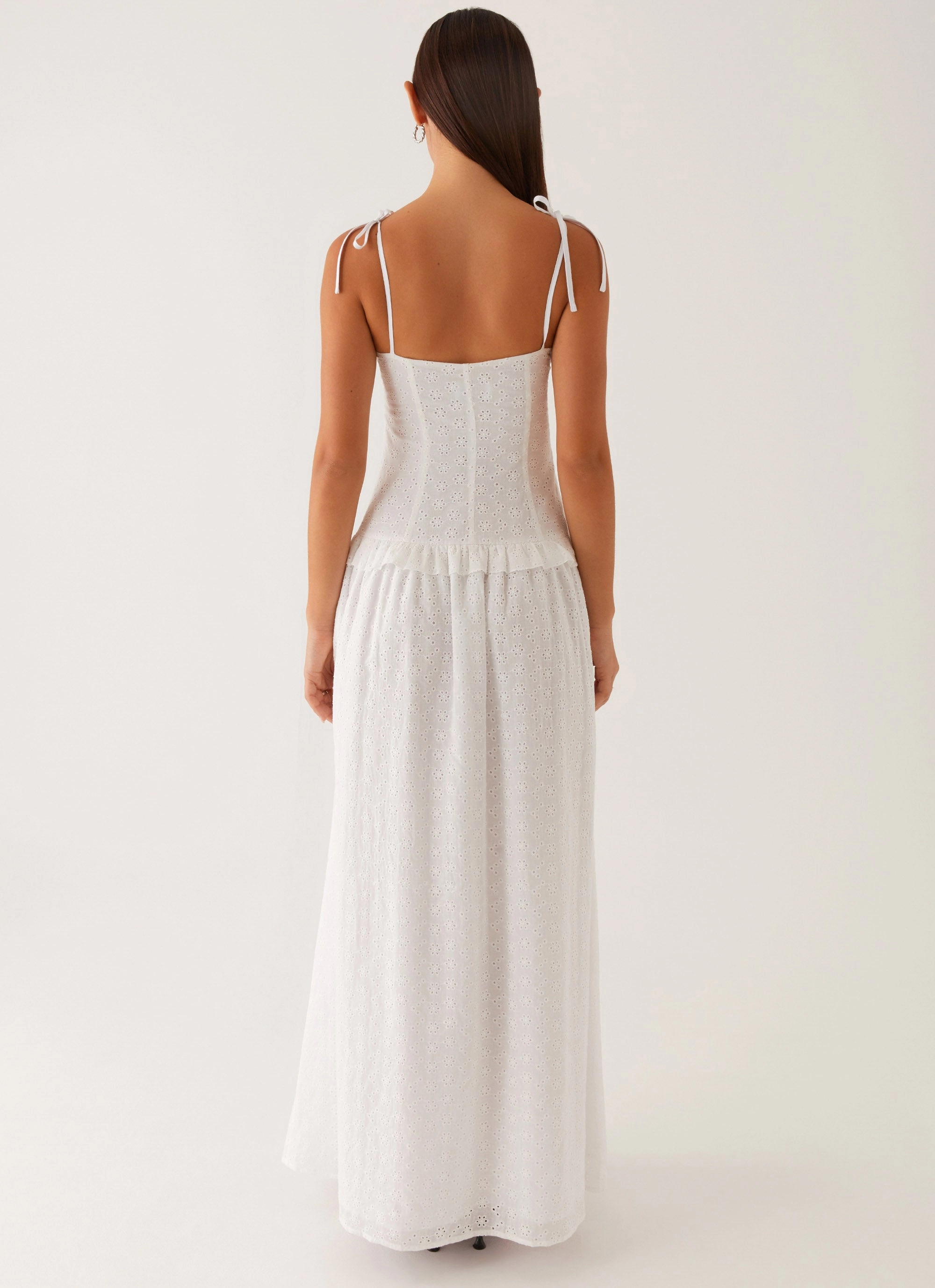 Reveria Twist Maxi Dress - Ivory Bright Petal Sharp Look