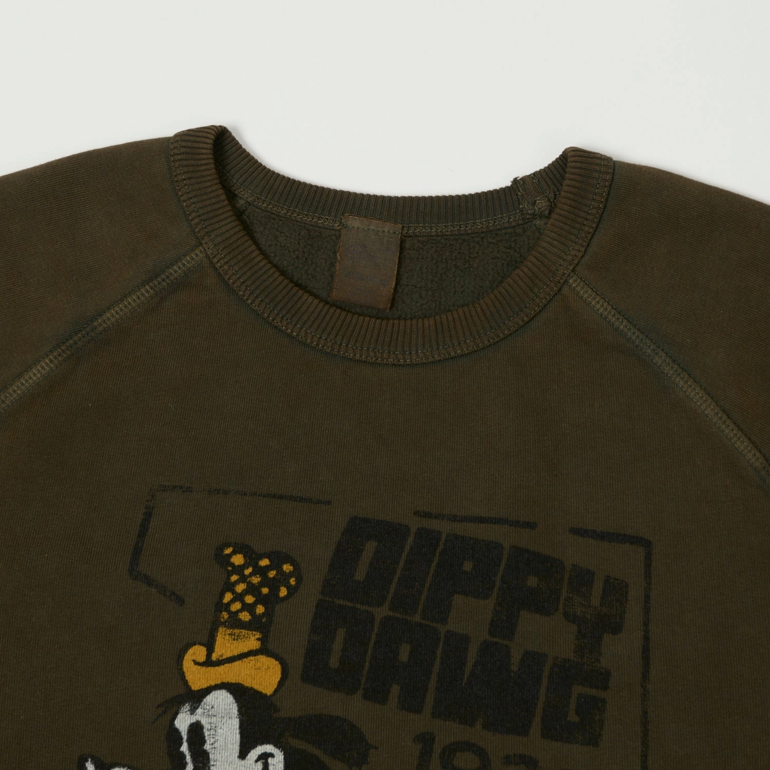 Flea-T 1950s Raglan 'Dippy Dawg' Sweatshirt - Brown Comfortable clothing