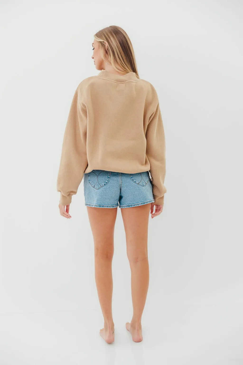 Scout Wide Neck Fleece Sweatshirt in Tan Lightweight Open Weave