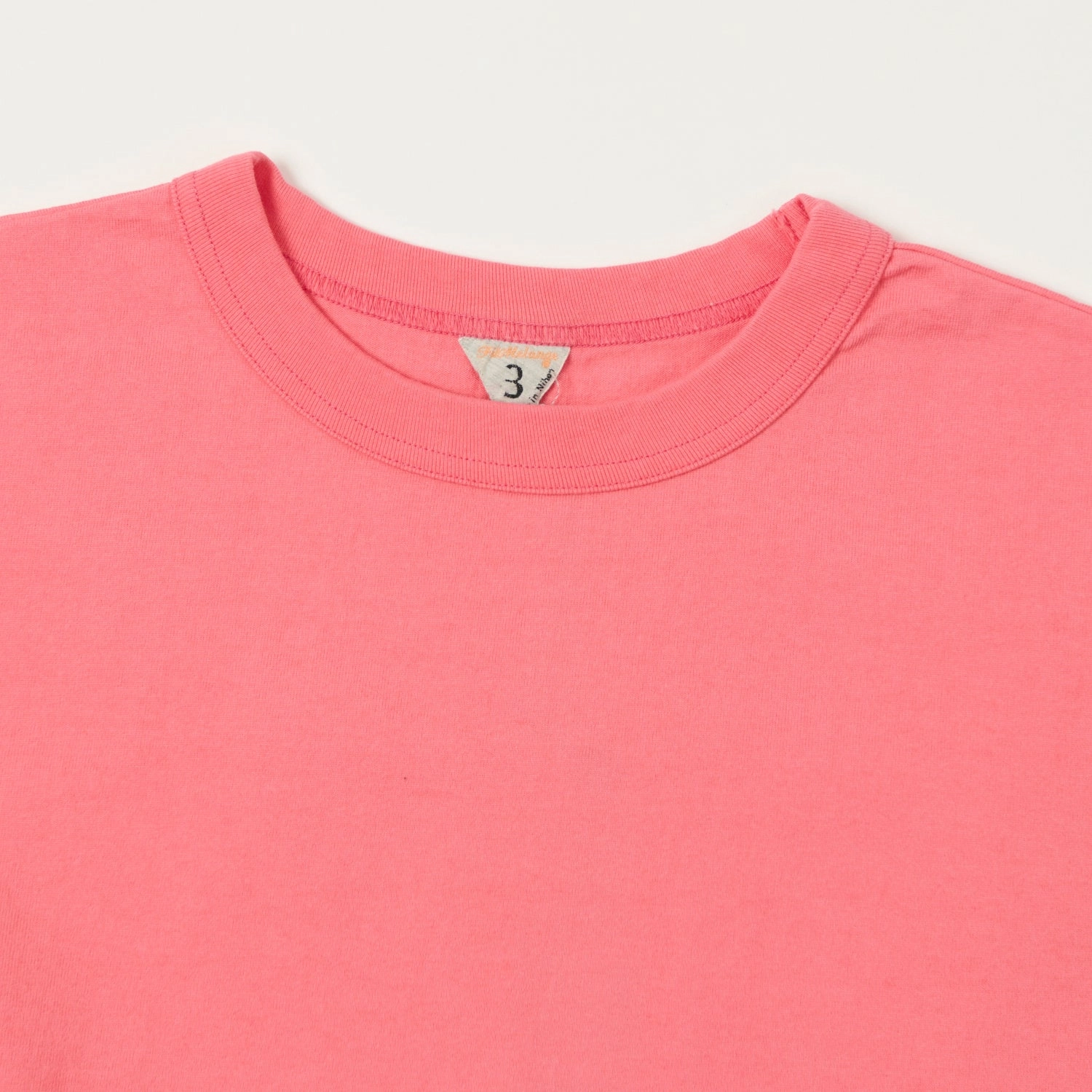 Comfortable Touch FilMelange 'Alderson' Air Spinning Tenjiku Tee - Pink