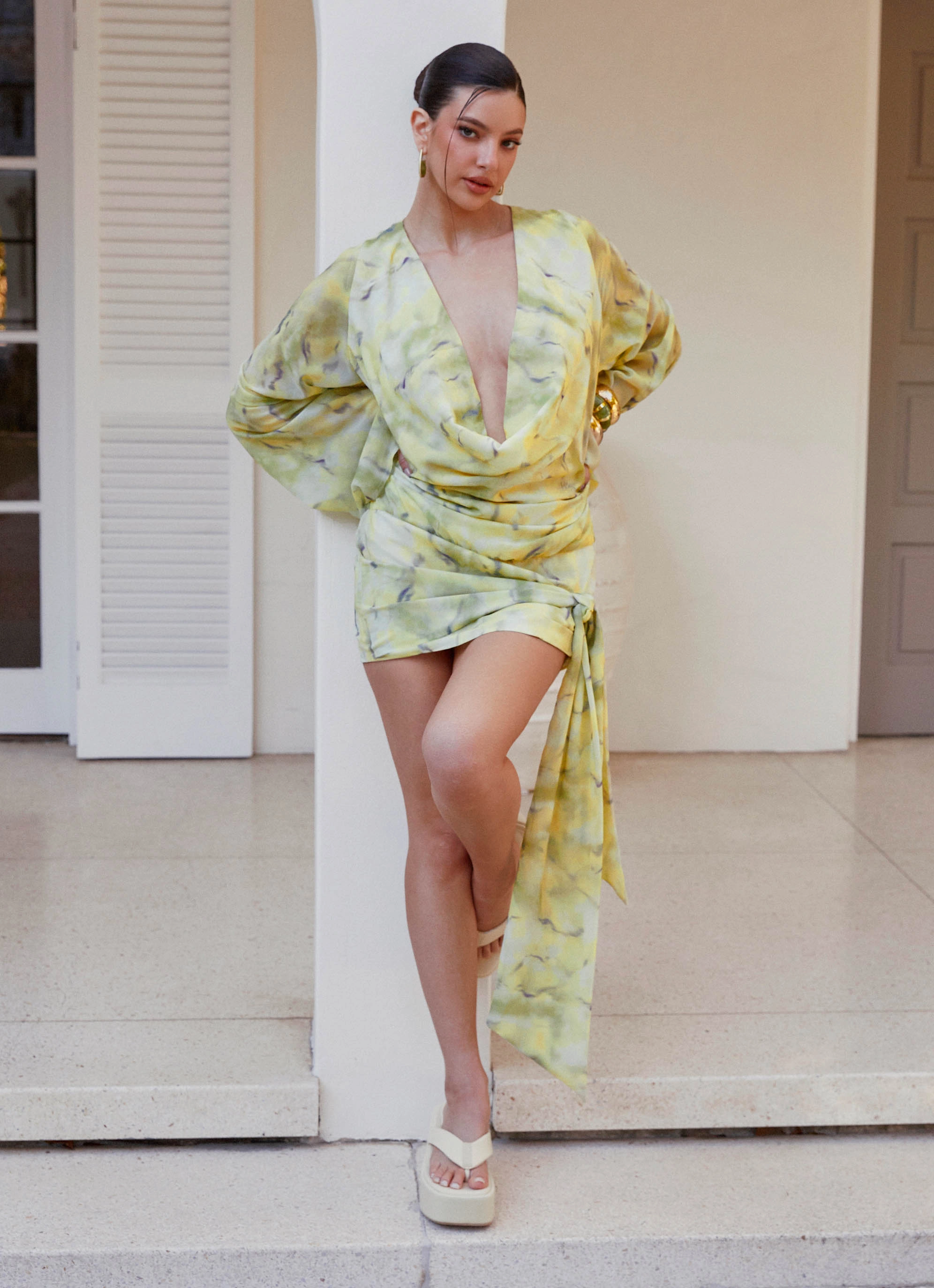 Stylish and Simple Fluid Cut Sorrel Long Sleeve Mini Dress - Yellow Tie Dye