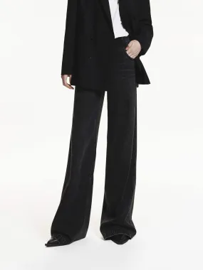 Rainy Day Chill Outfit Nature Lover Full Length Loose Jeans