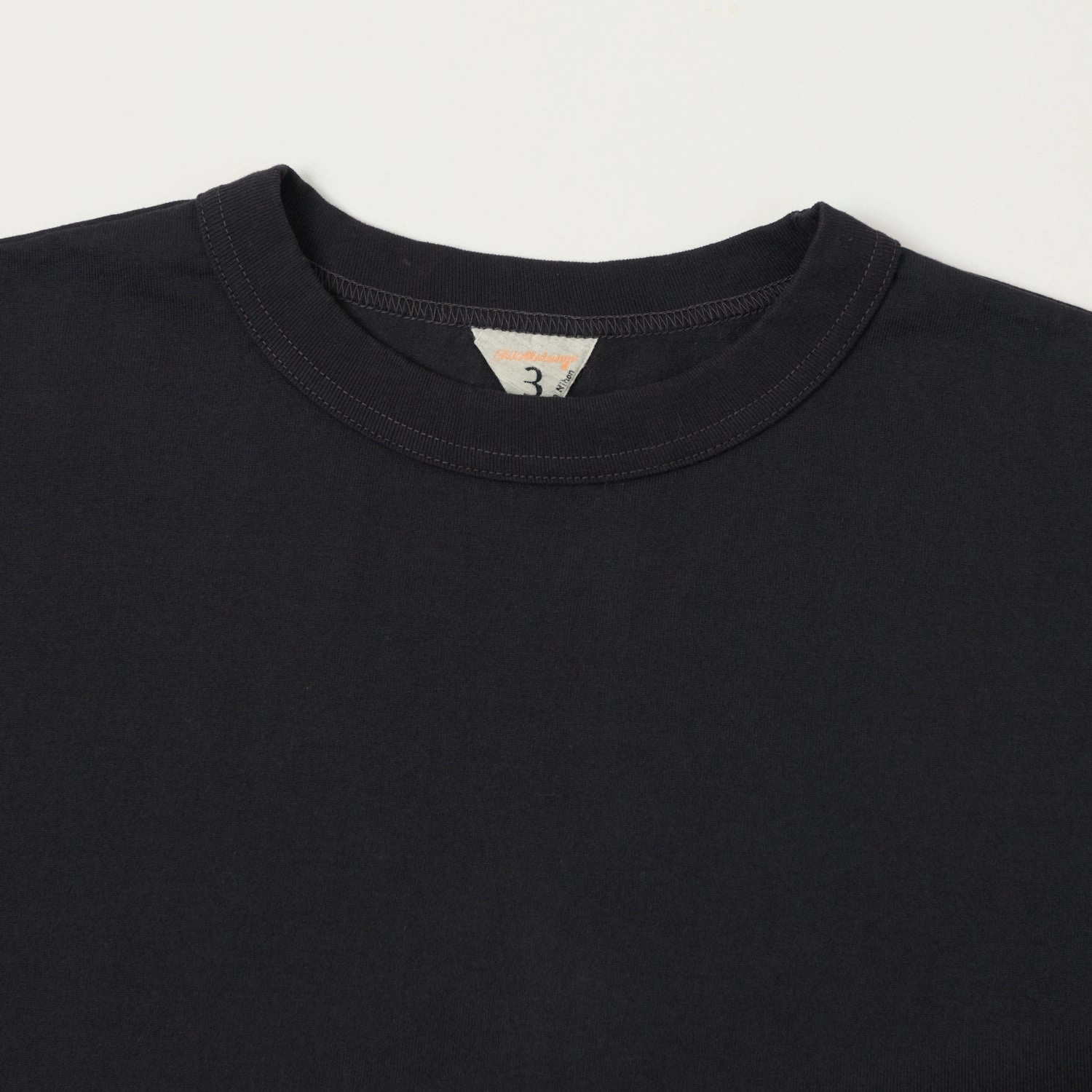 Quick-Drying Shirt warm weather FilMelange 'Alderson' Air Spinning Tenjiku Tee - Charcoal Black