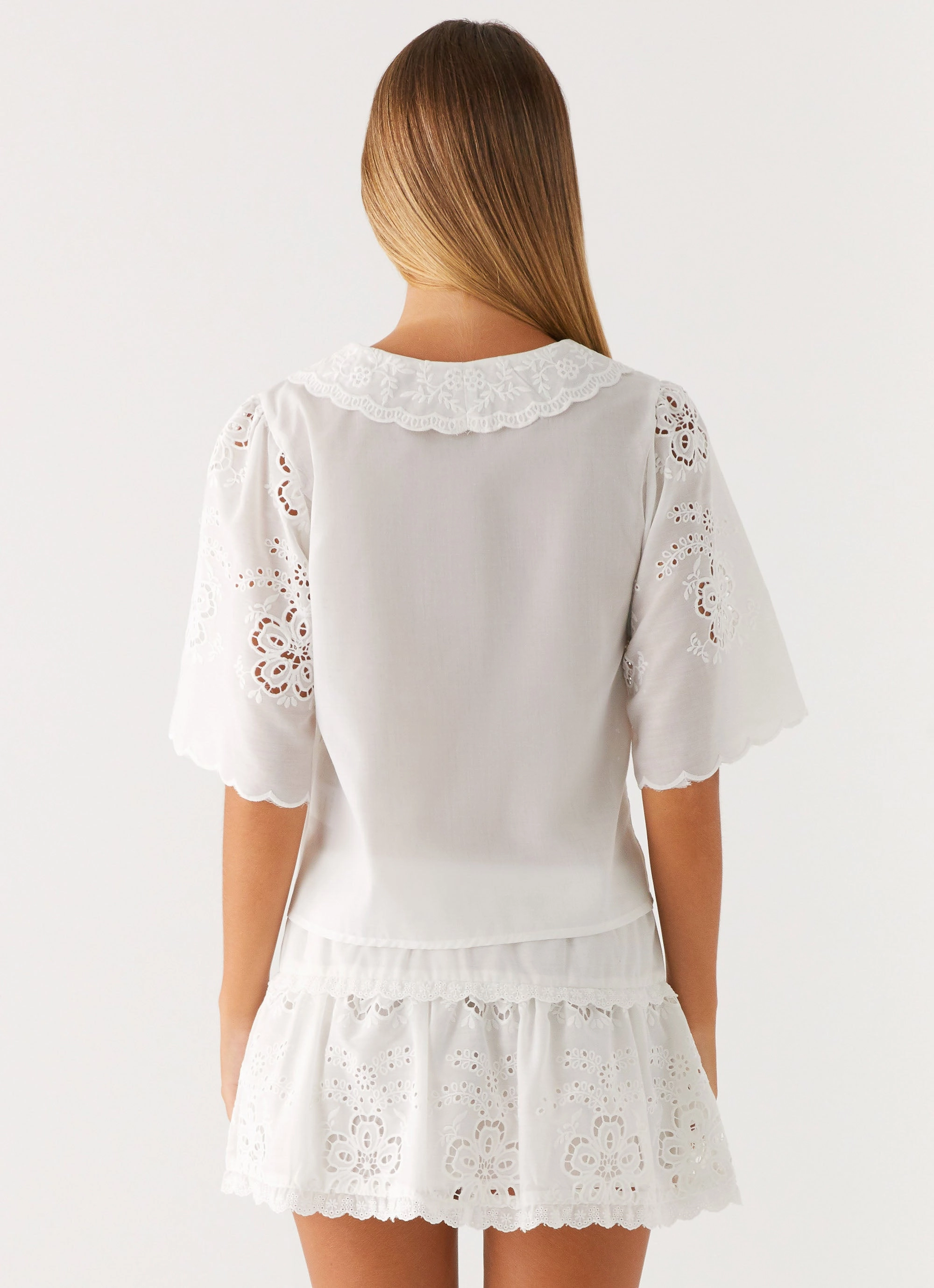 Frayed-Edge Summer Escape Embroidered Mini Skirt - White