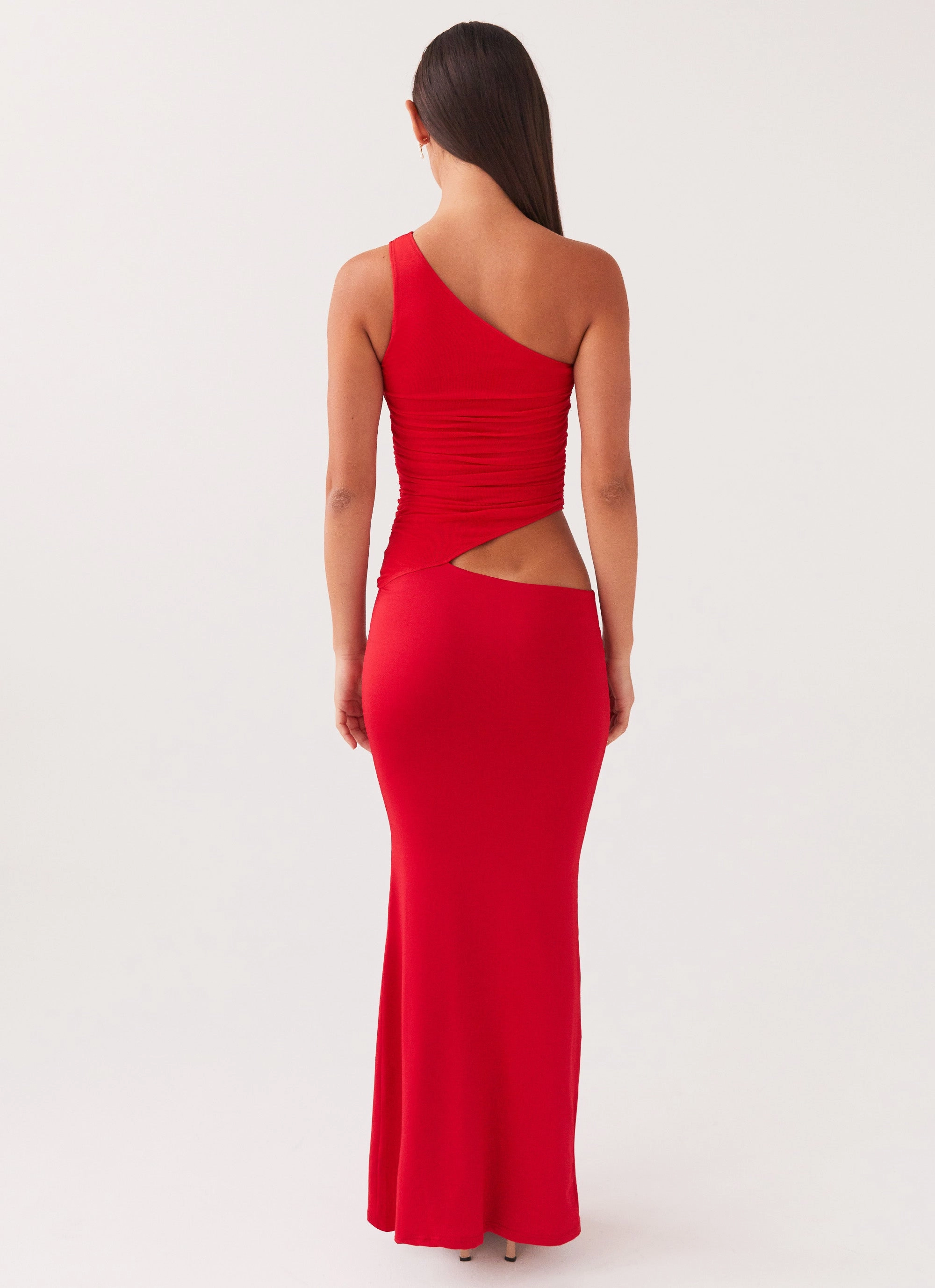 Shirred-Detail Playful design piece Seranella One Shoulder Maxi Dress - Cherry Red