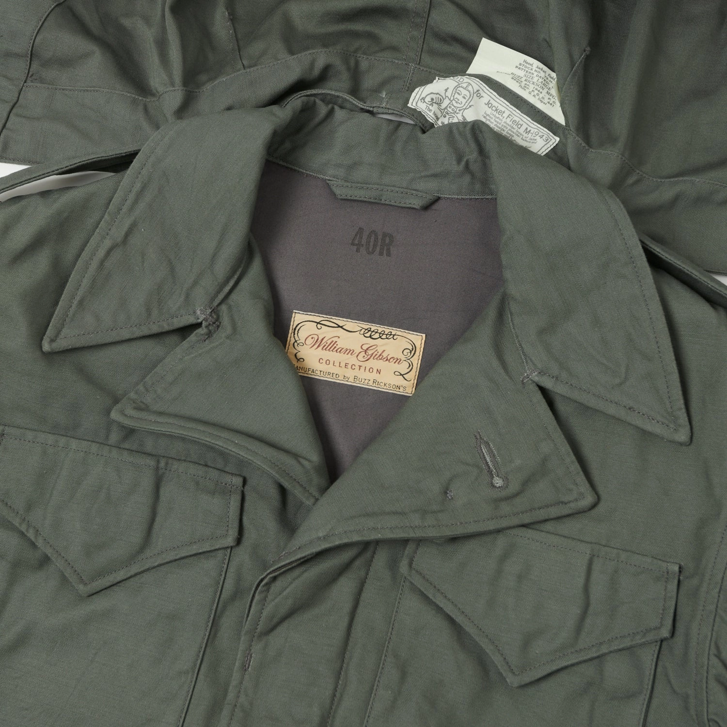 Box Travel Friendly Buzz Rickson's x William Gibson U.S. Army M-1943 Field Jacket - Grey/Green