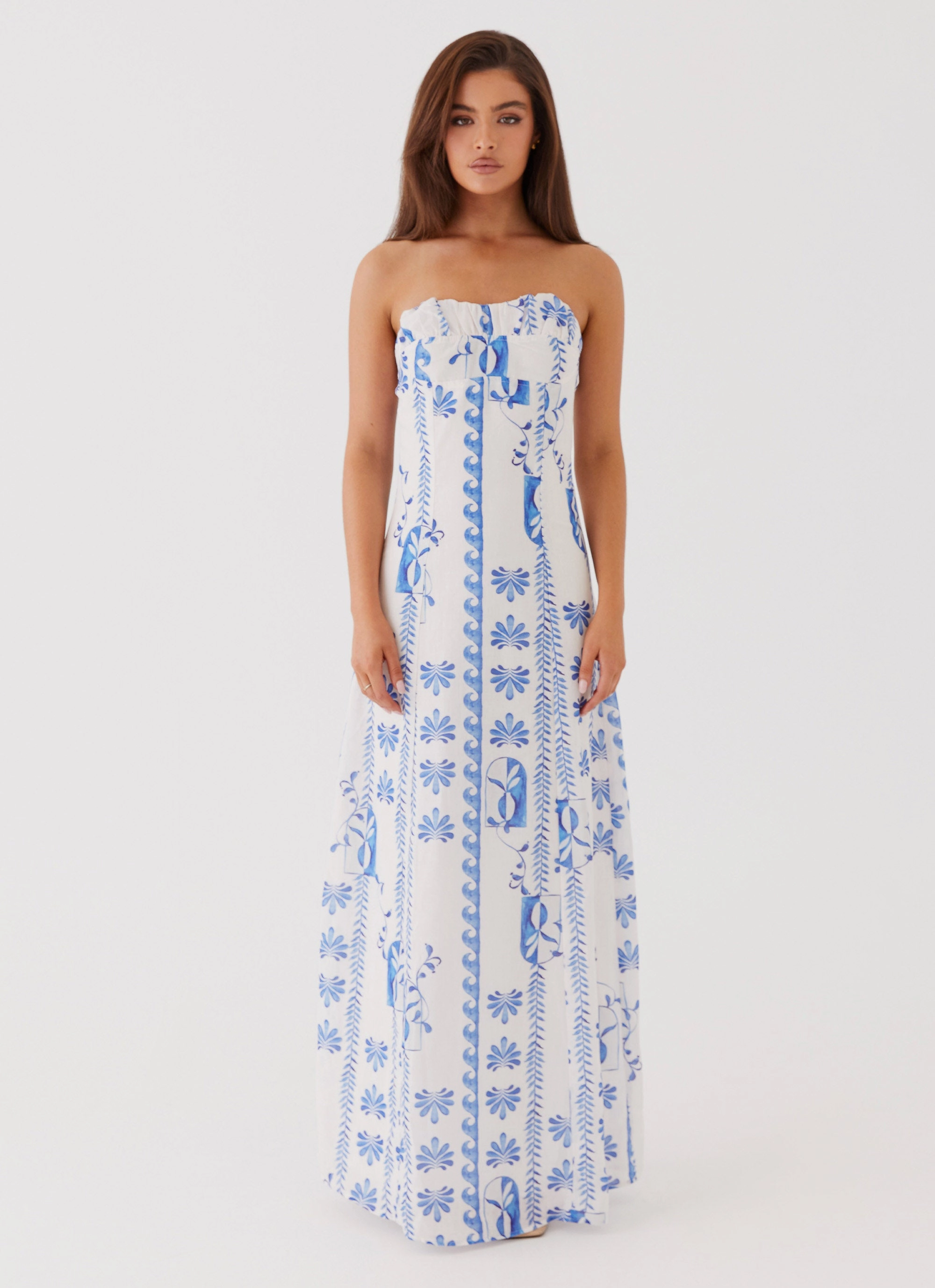 Tayla Linen Maxi Dress - Floral Wave Regular-fit Weekend Ready