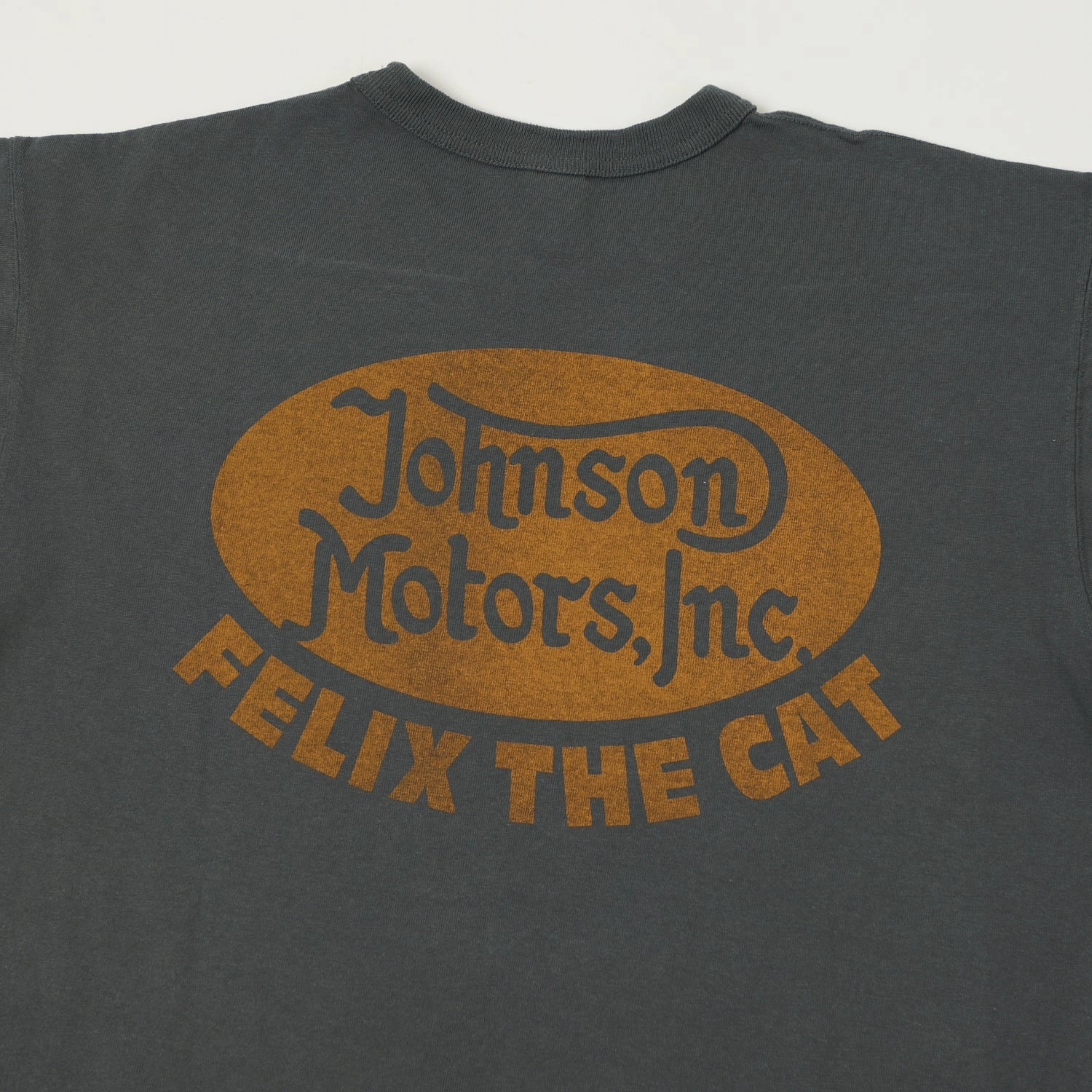 TOYS McCOY 'Johnson Motors - Felix The Cat' T-Shirt - Black futuristic Floral Pattern