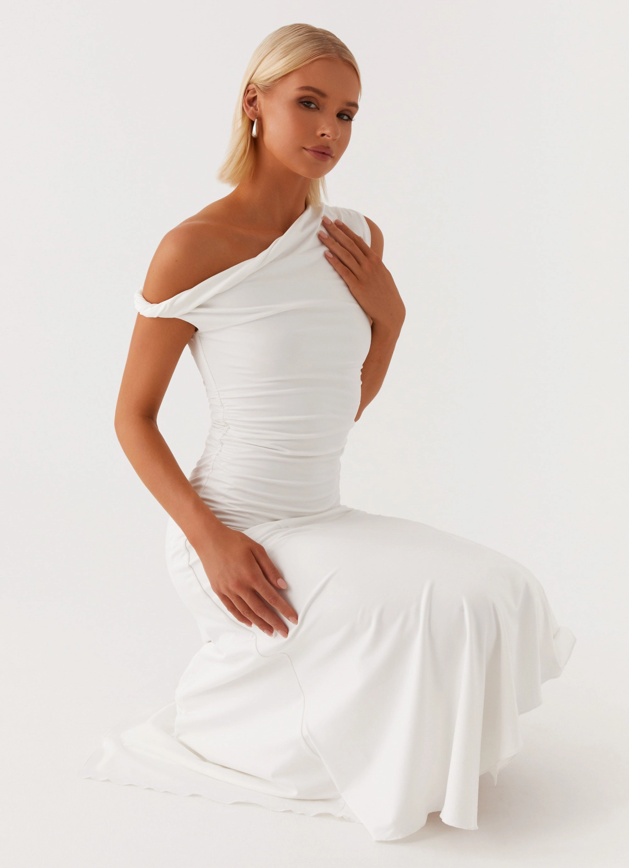 Byron Midi Dress - White Hook-And-Eye