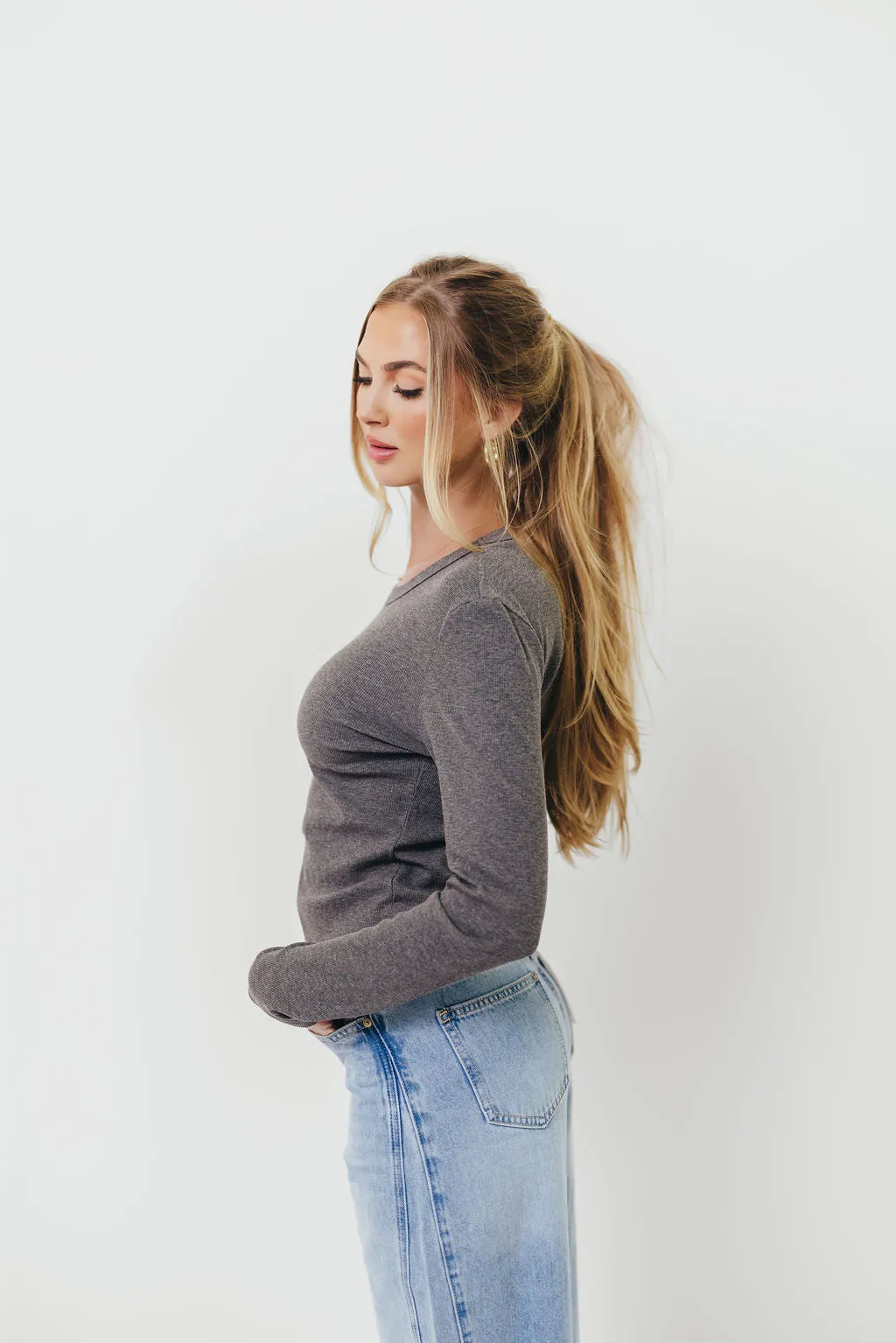 Kathy Long Sleeve Tee in Charcoal MoistureWicking Texture Smooth Flatlock Seams