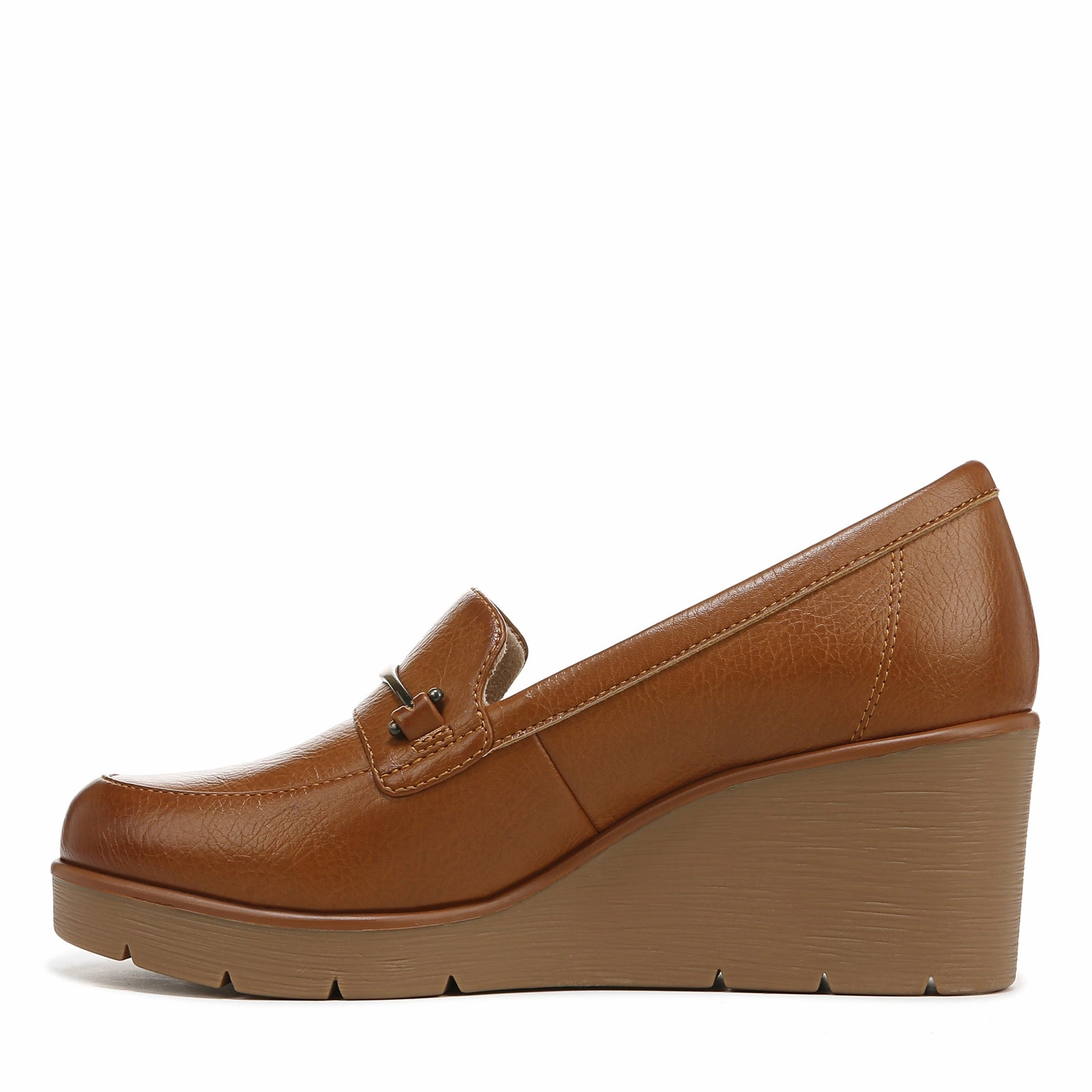 Trendy Slip-on Footwear Women's SOUL Naturalizer, Achieve Loafer