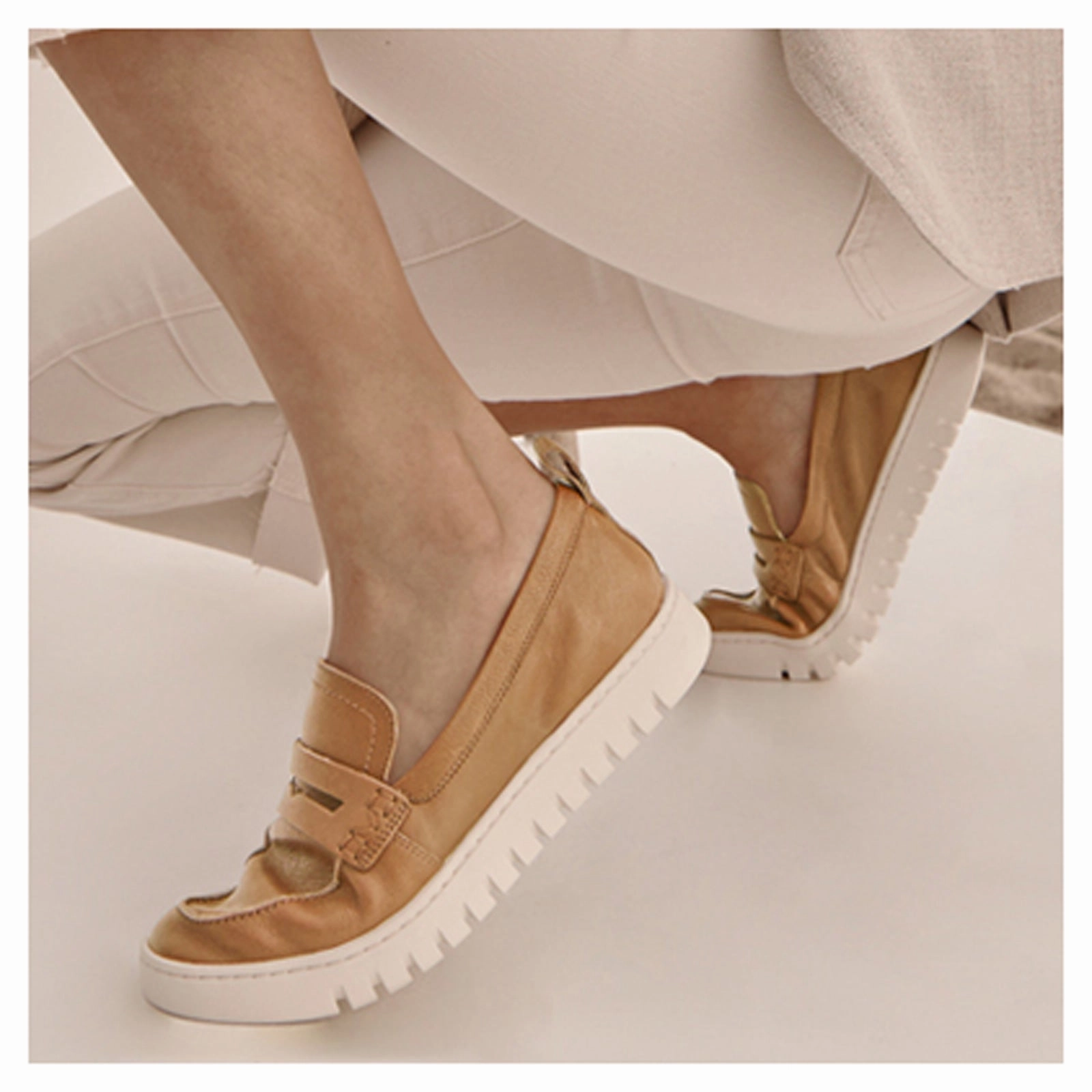 Women's Vionic, Uptown Loafer Daily Hold